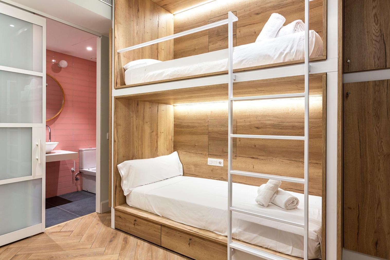 Weflating Boutique Hostel Barcelona Ngoại thất bức ảnh