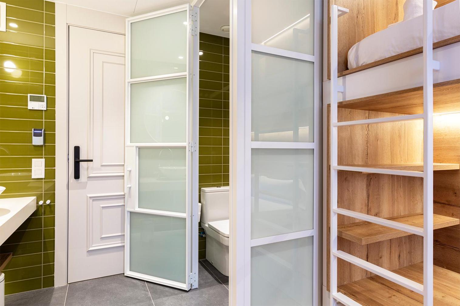 Weflating Boutique Hostel Barcelona Ngoại thất bức ảnh